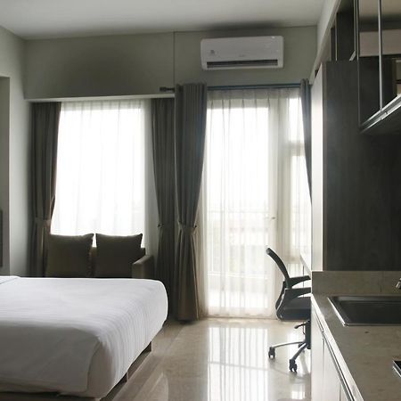 Graha Makara Suite Hotel & Residence Cikarang Exterior photo