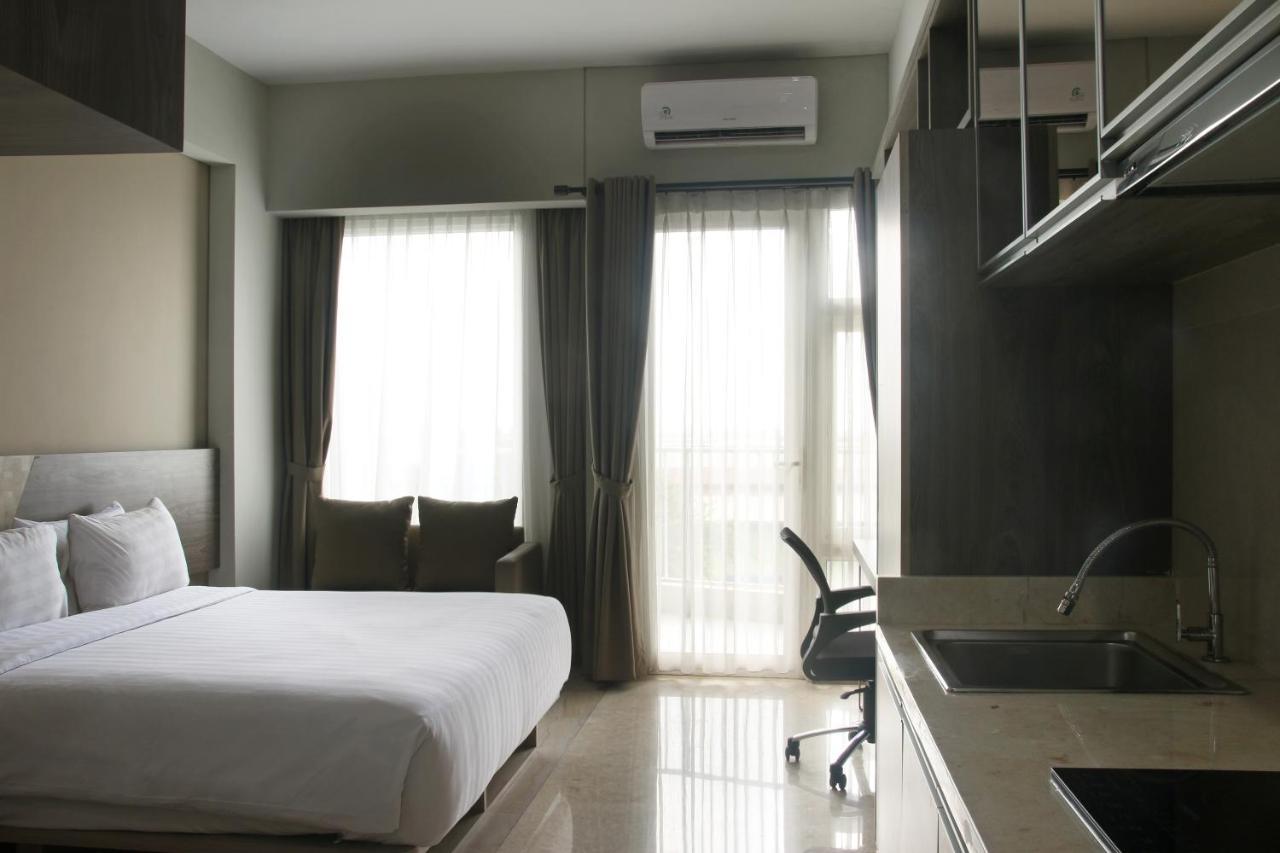 Graha Makara Suite Hotel & Residence Cikarang Exterior photo